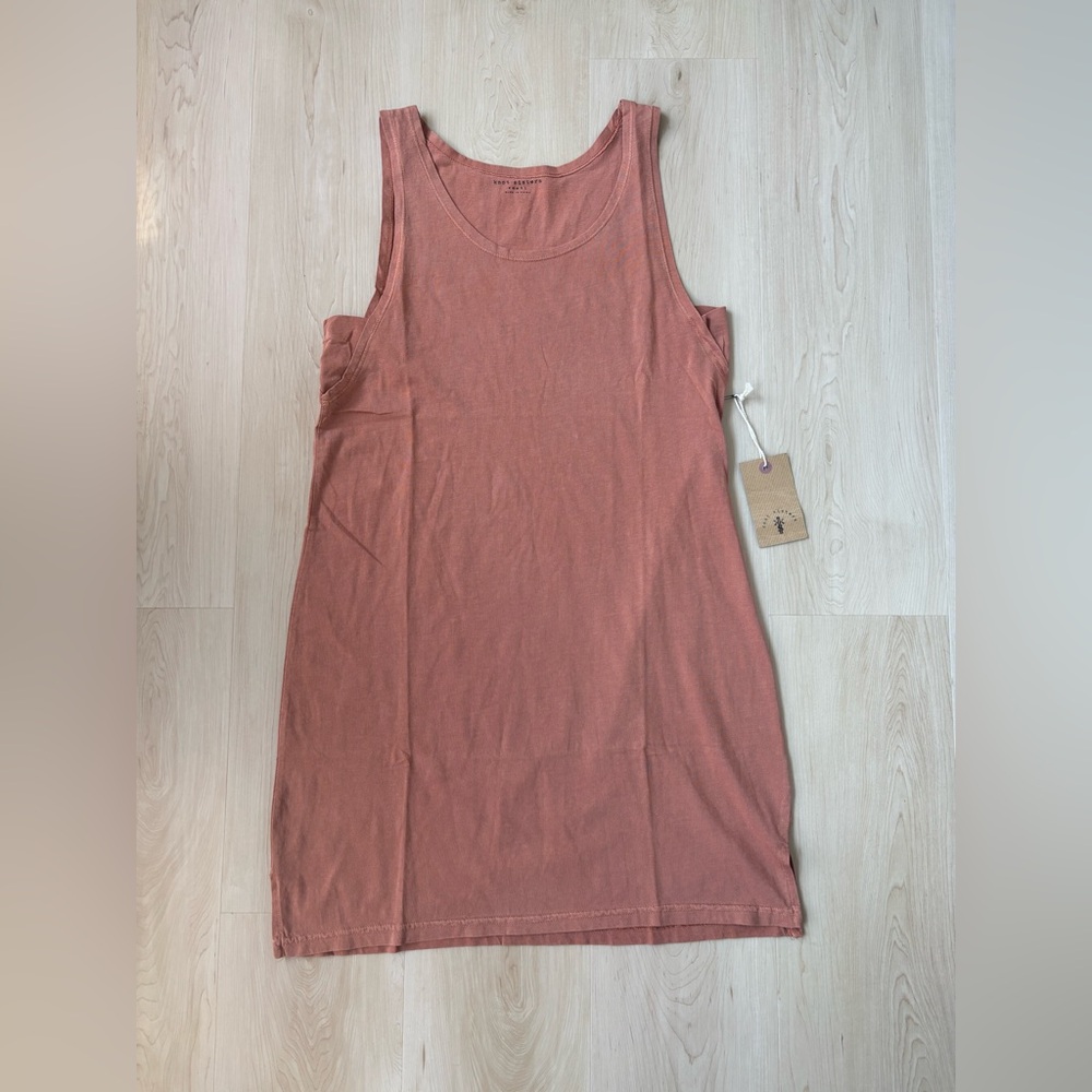 Sleeveless Rust T-Shirt Dress - Picture 9 of 11